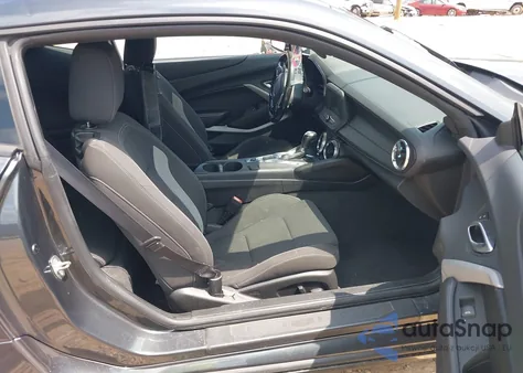 2018 Chevrolet Camaro 1Lt из США, поврежденный, VIN 1G1FB1RX0J0161579